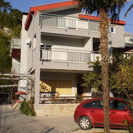 Studio Duce 16877d Apartment